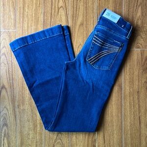 7 For All Mankind Dojo Tailorless Flare Jean
